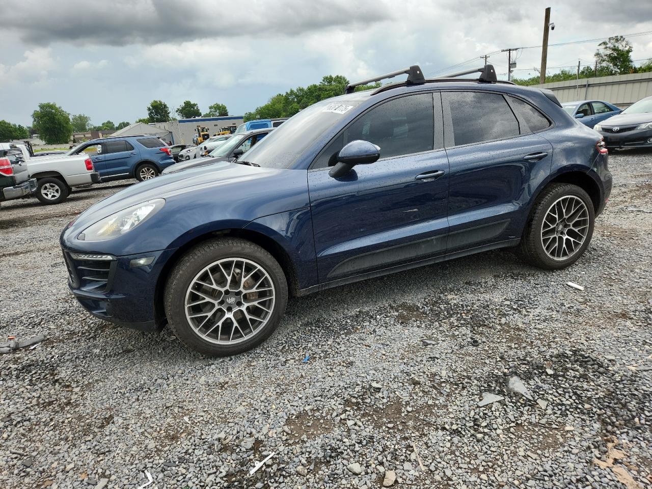 PORSCHE MACAN 2015