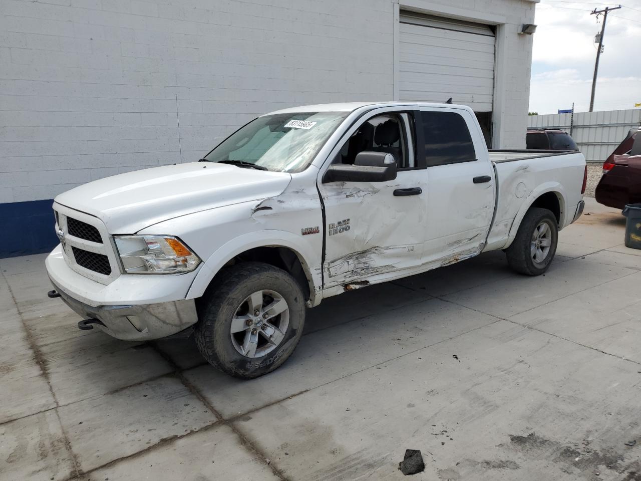 RAM 1500 SLT 2016