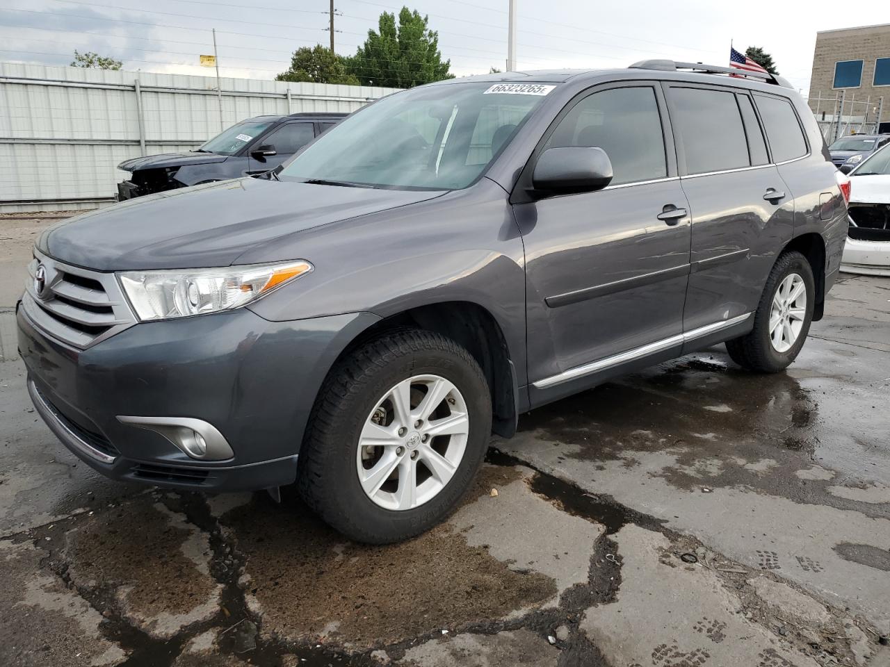 TOYOTA HIGHLANDER 2013