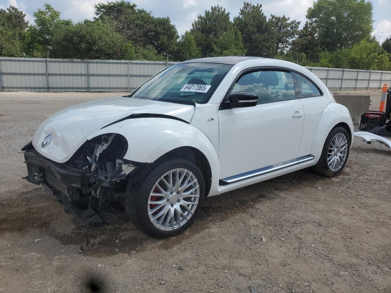 VOLKSWAGEN BEETLE TUR 2013
