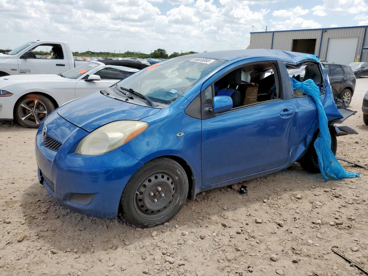 TOYOTA YARIS 2010
