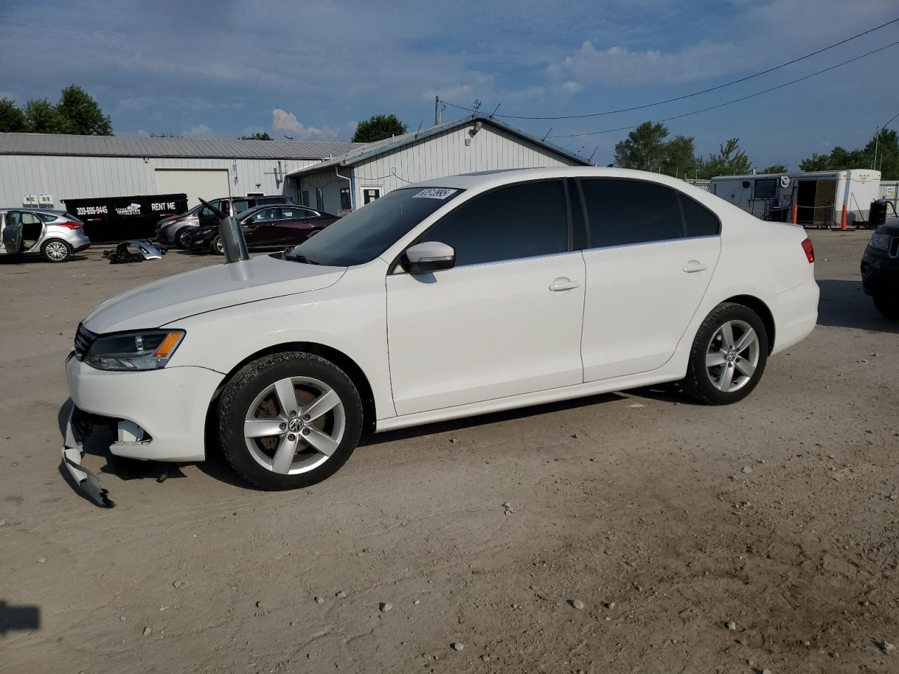VOLKSWAGEN JETTA 2011