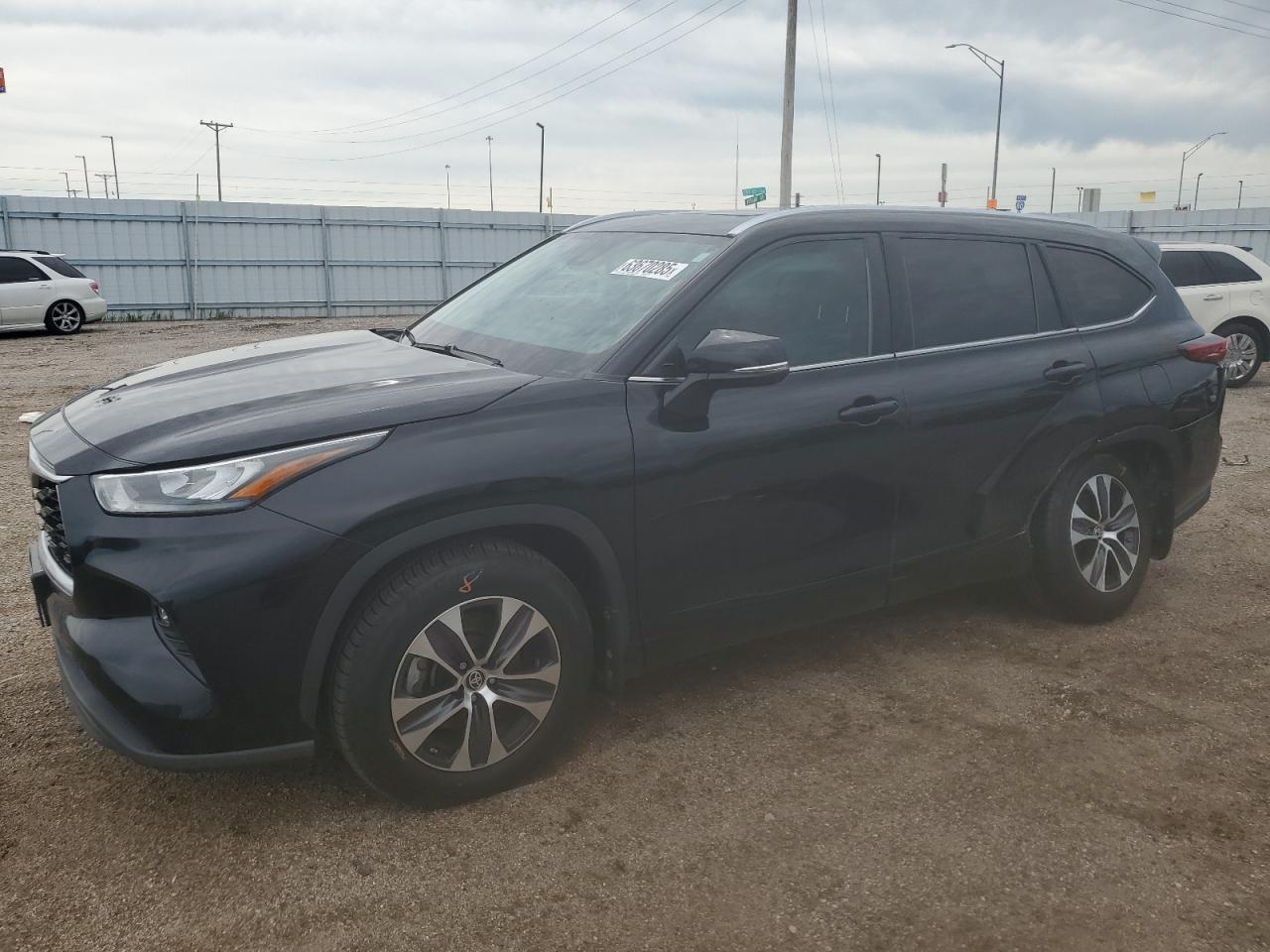 TOYOTA HIGHLANDER 2020