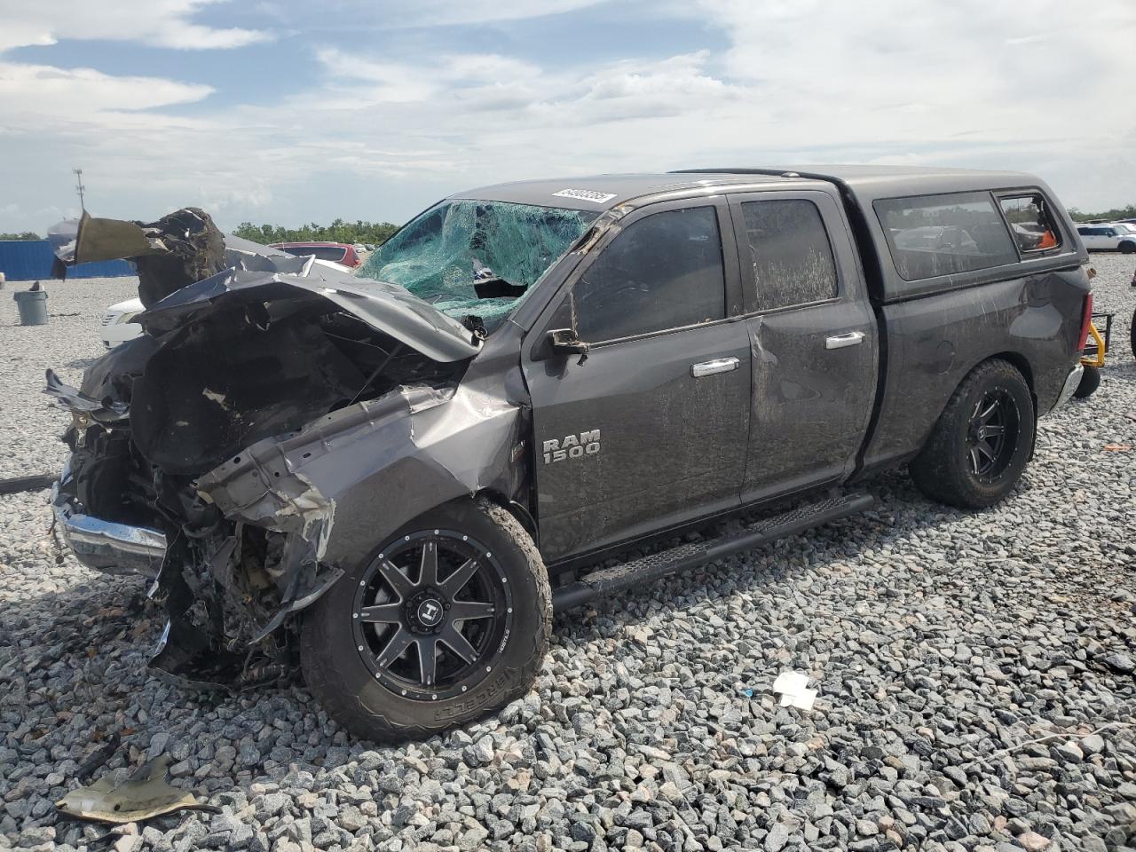 RAM 1500 SLT 2016