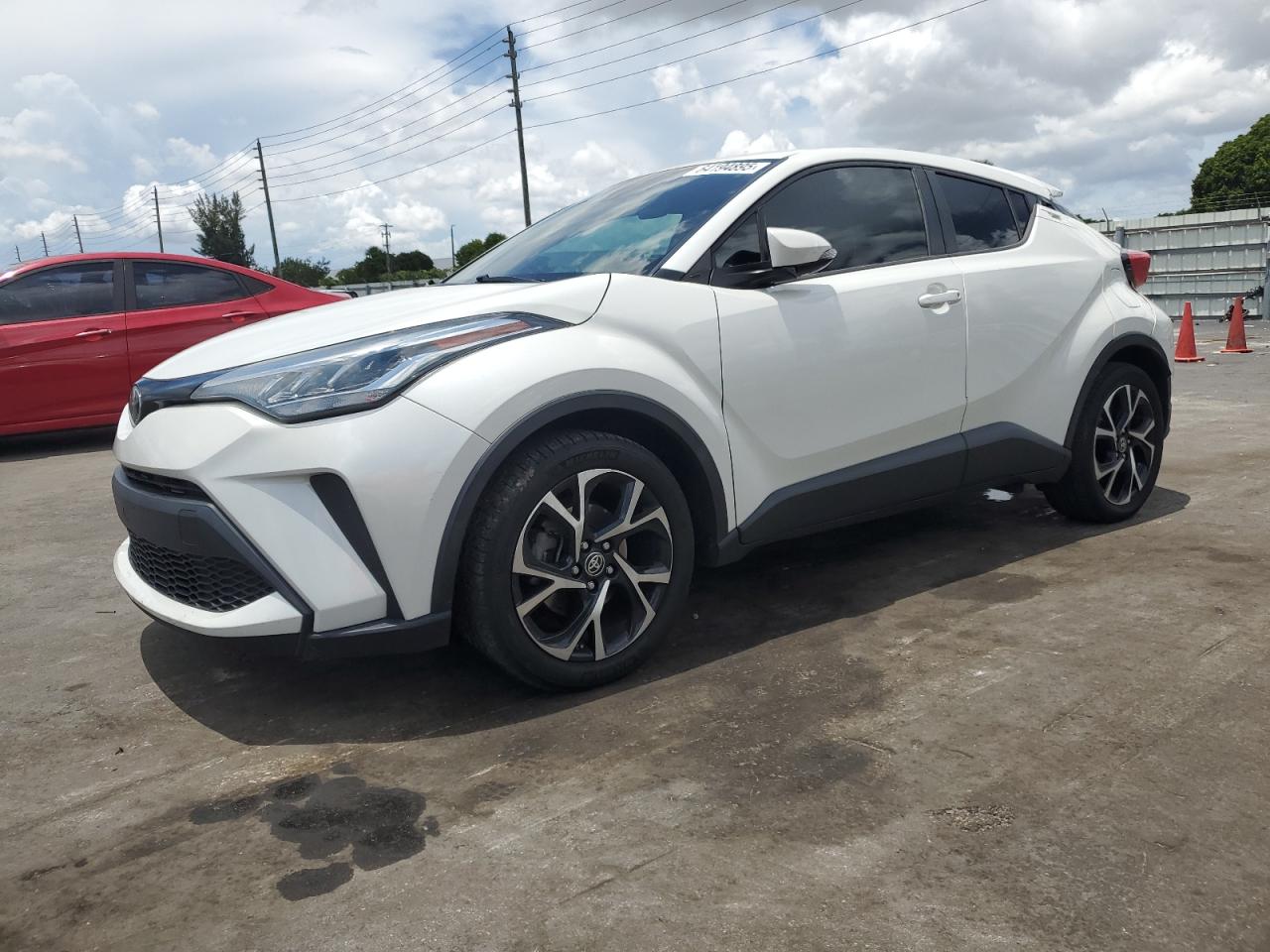 TOYOTA C-HR XLE 2020
