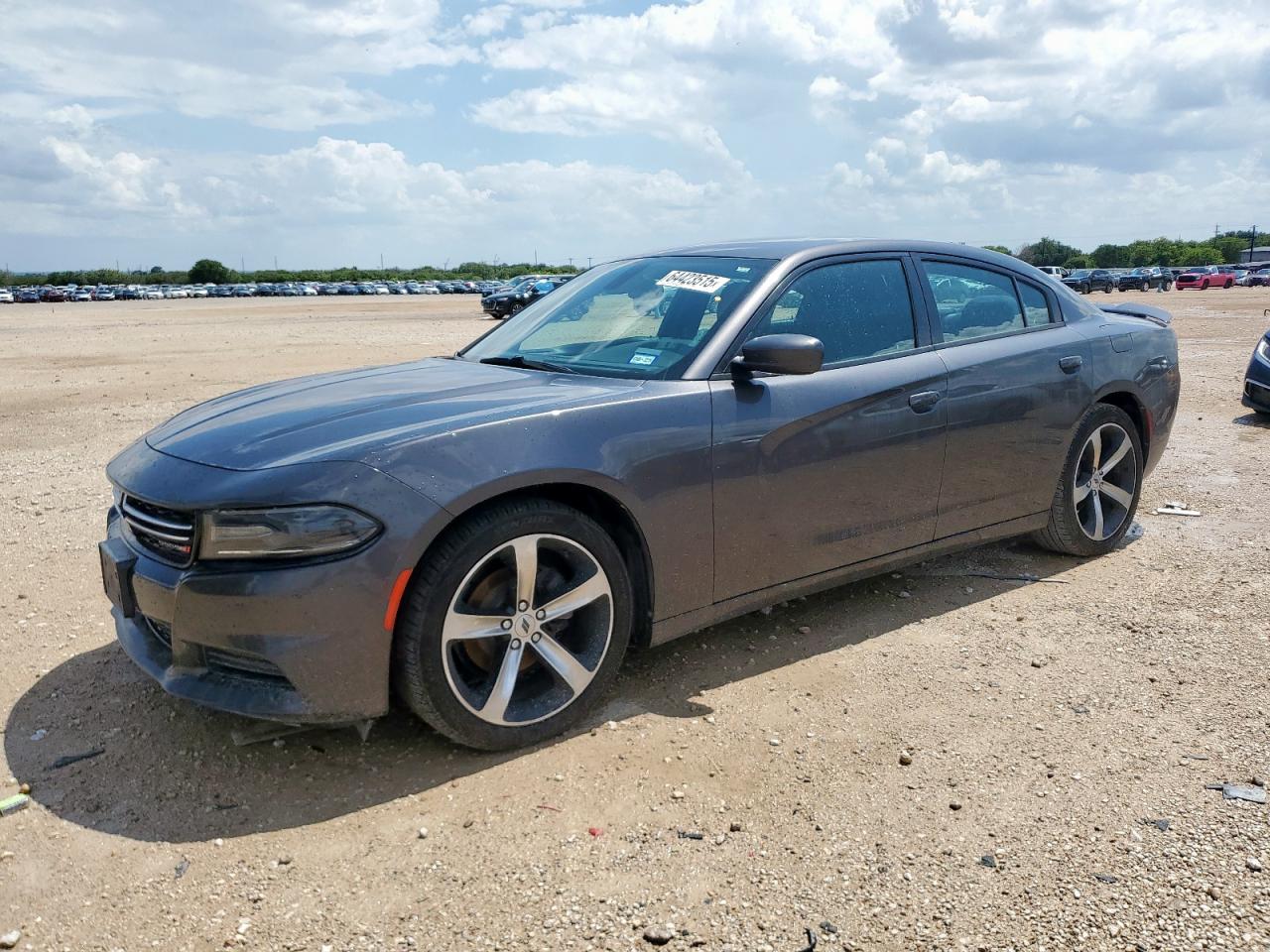 DODGE CHARGER SE 2017