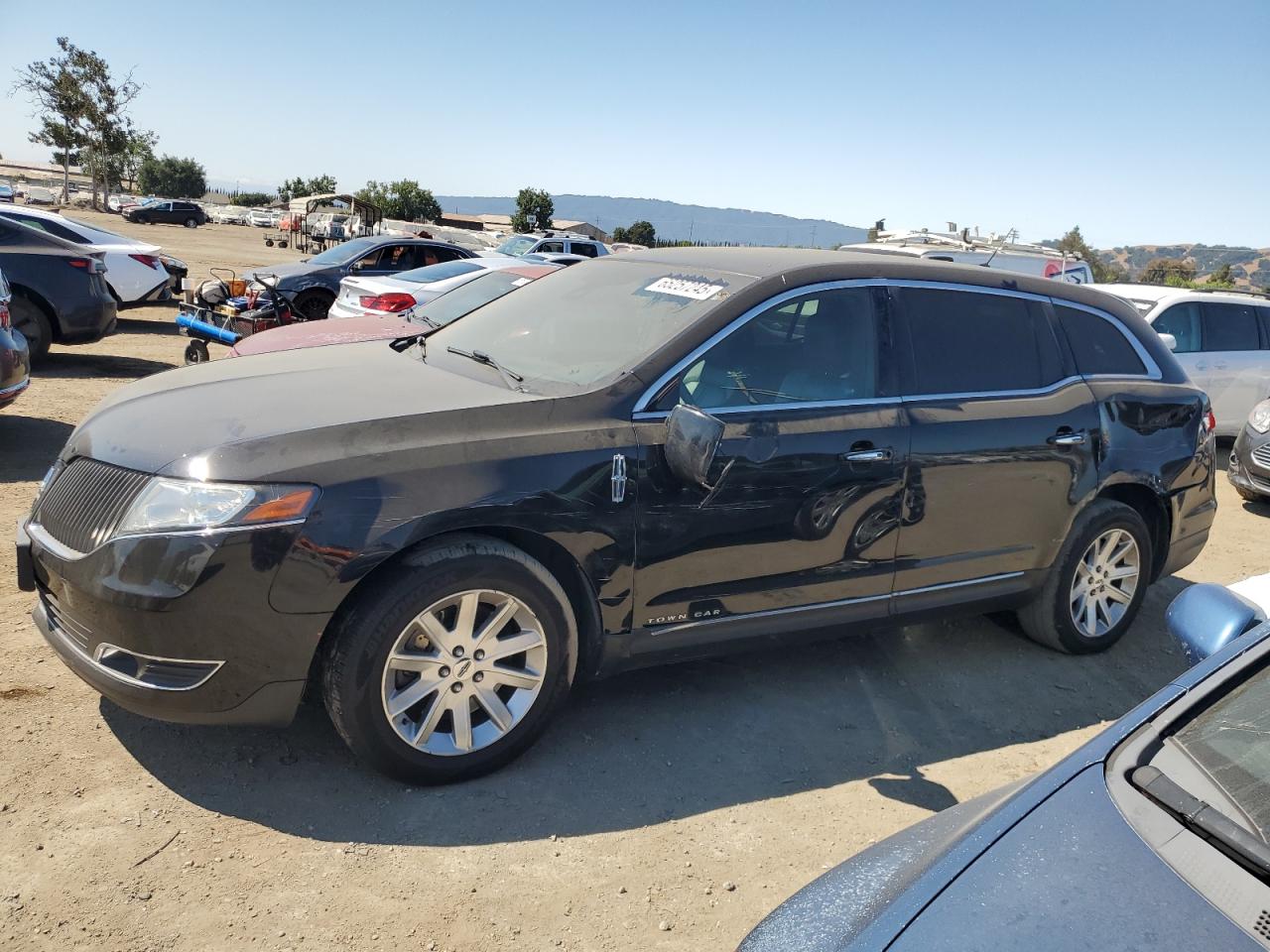 LINCOLN MKT 2016