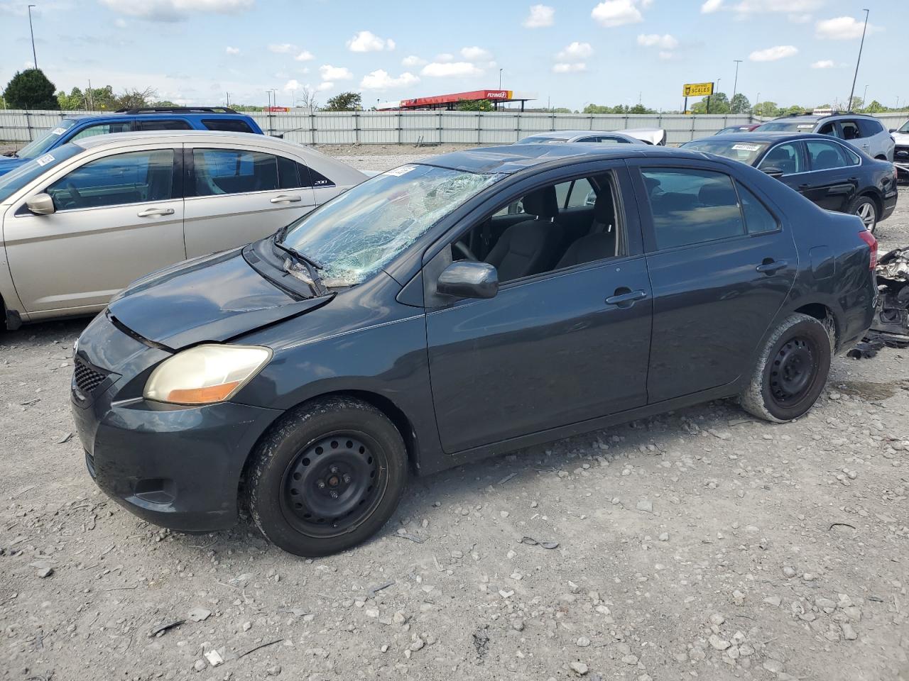 TOYOTA YARIS 2010