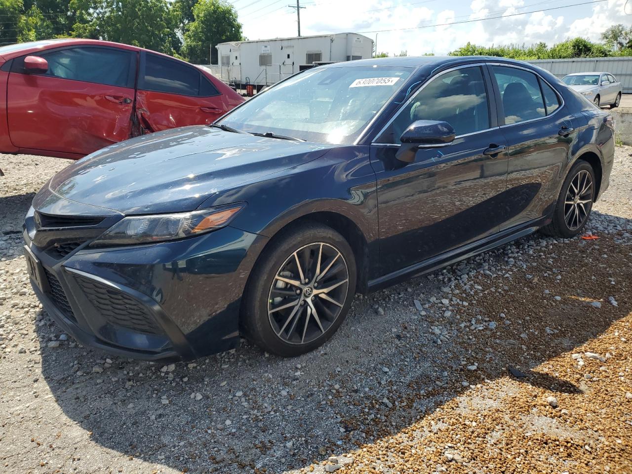 TOYOTA CAMRY SE 2021