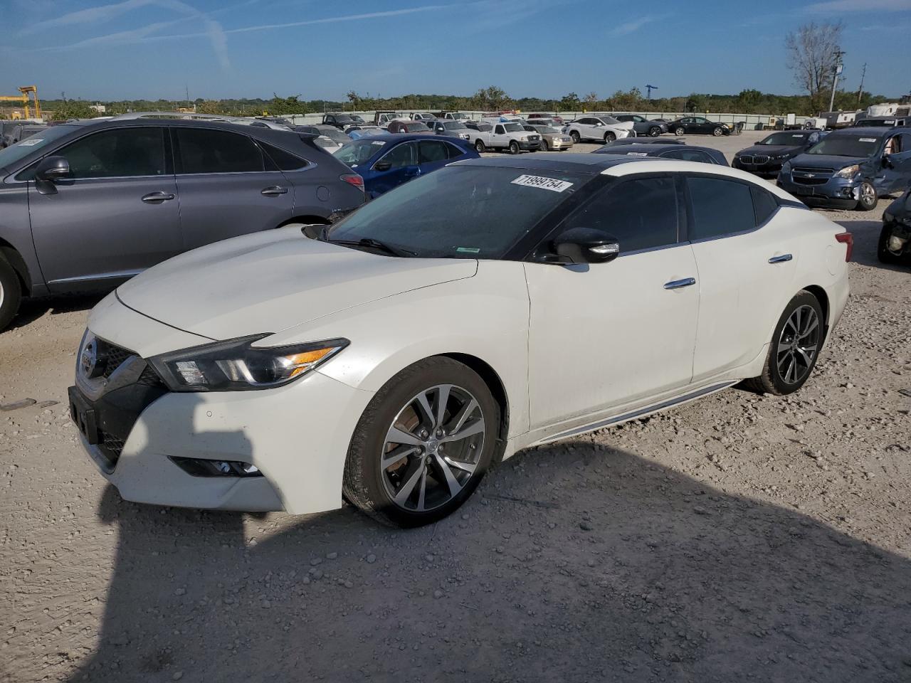 NISSAN MAXIMA 2016