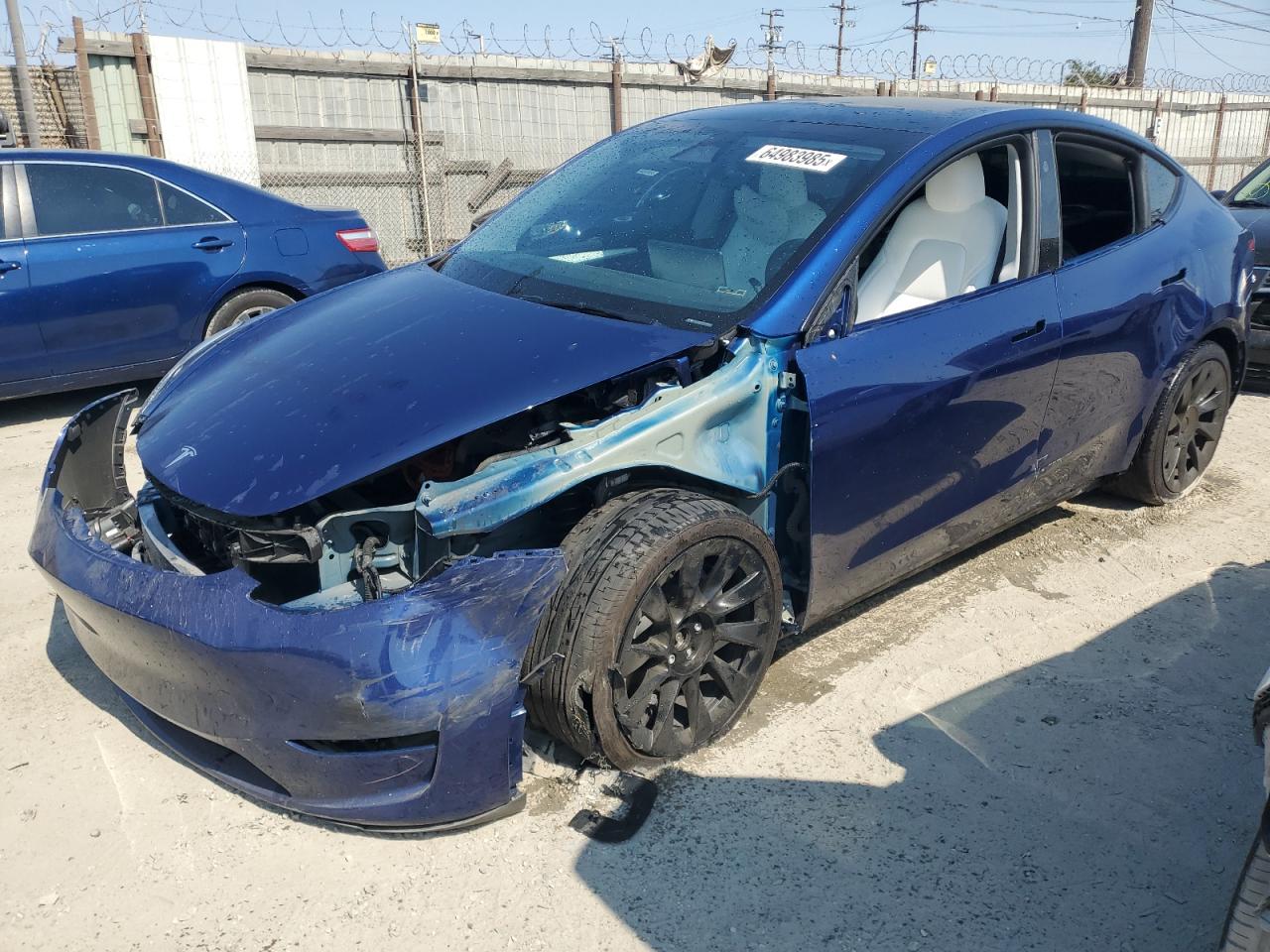 TESLA MODEL Y 2024
