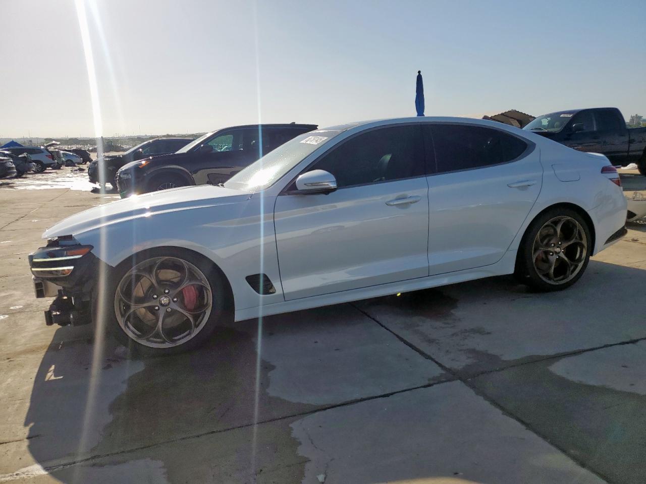 GENESIS G70 BASE 2022