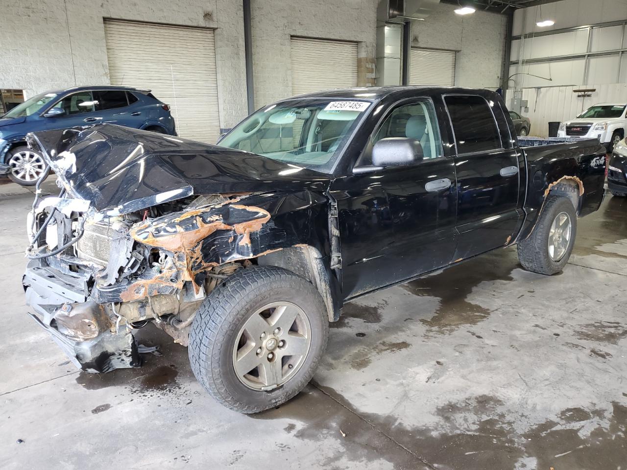 DODGE DAKOTA QUA 2005