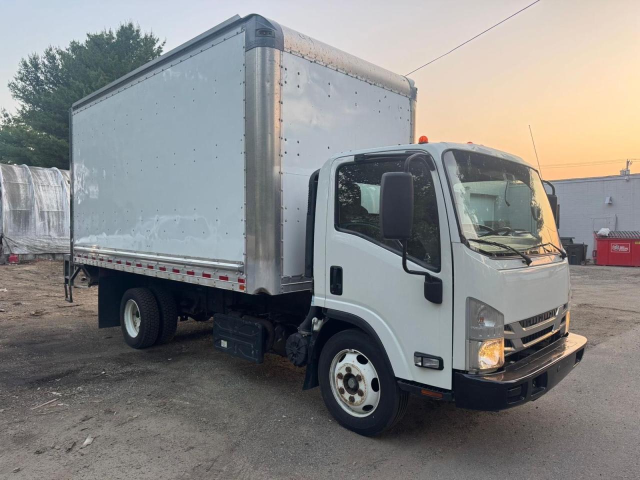 ISUZU NRR 2020