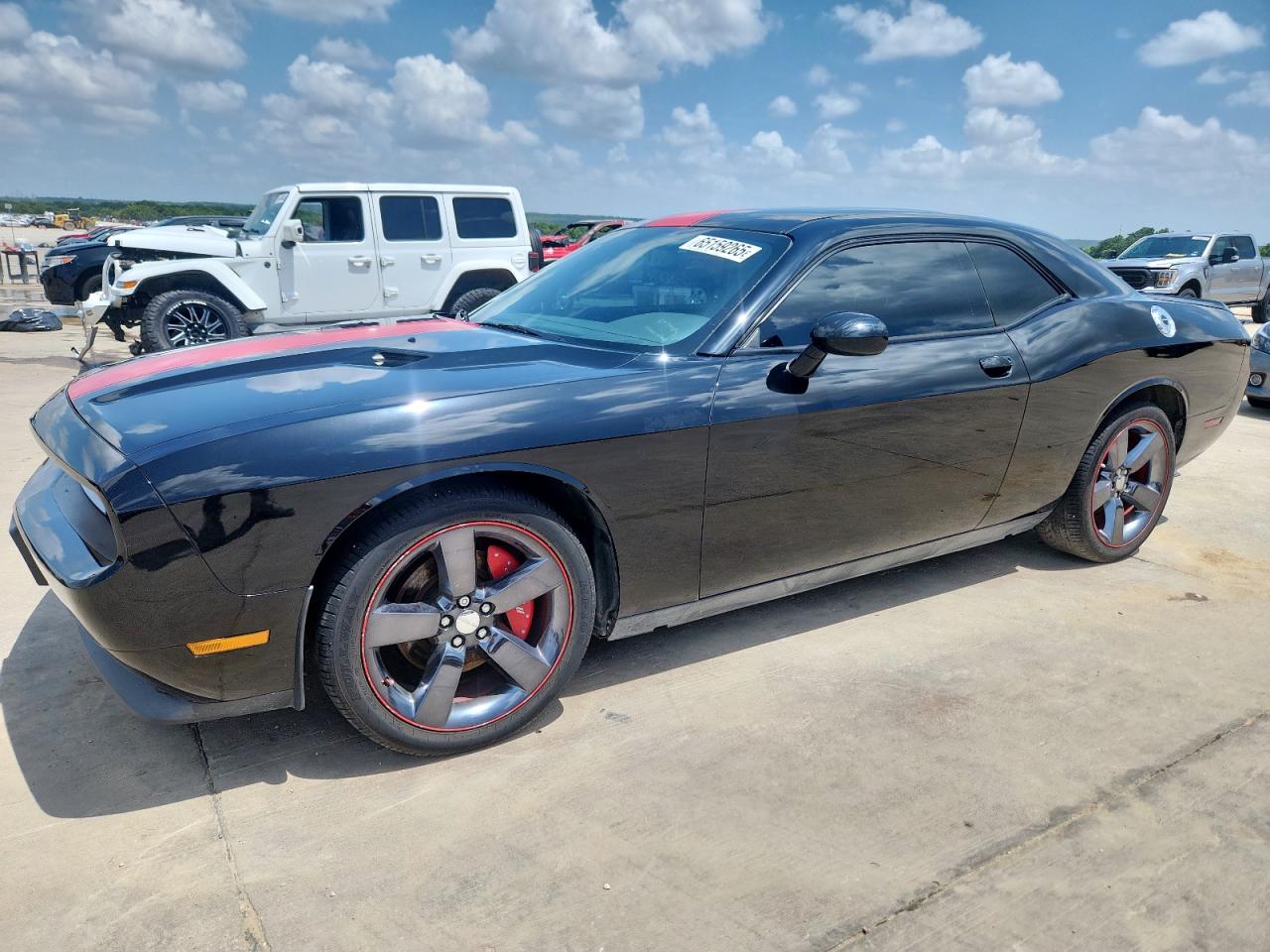 DODGE CHALLENGER 2013