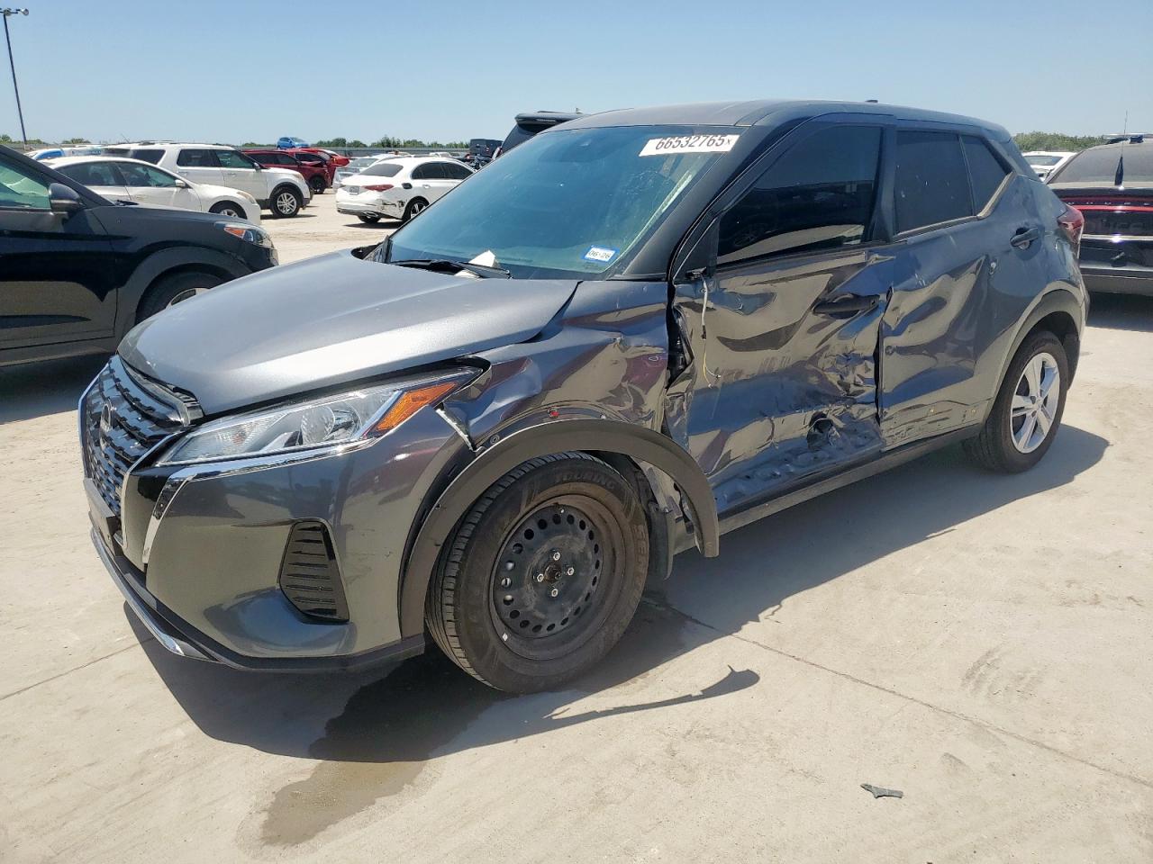 NISSAN KICKS S 2024