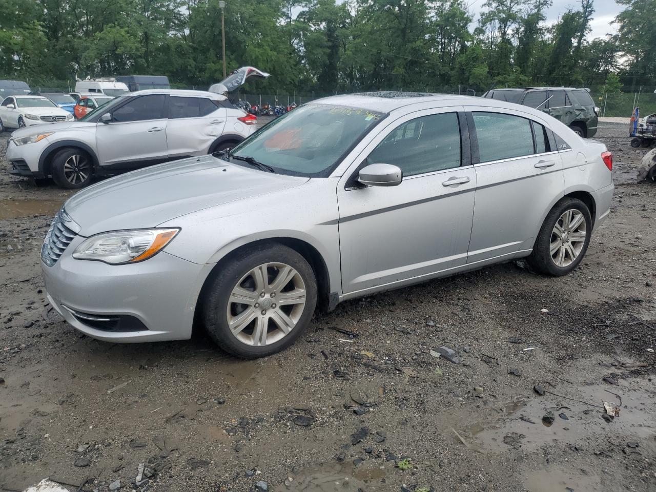CHRYSLER 200 TOURIN 2012
