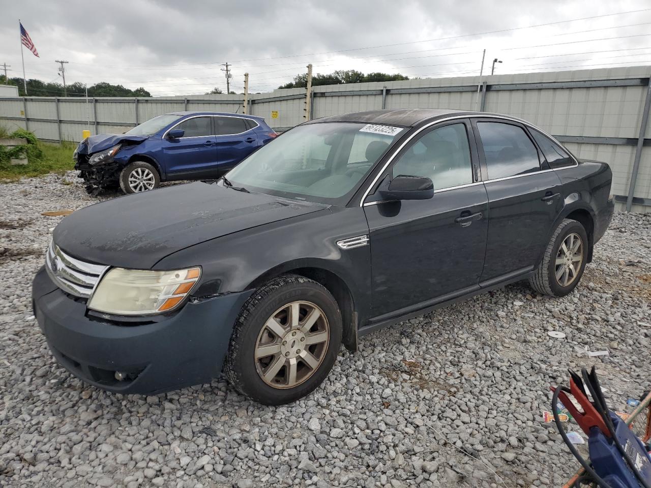 FORD TAURUS SEL 2009