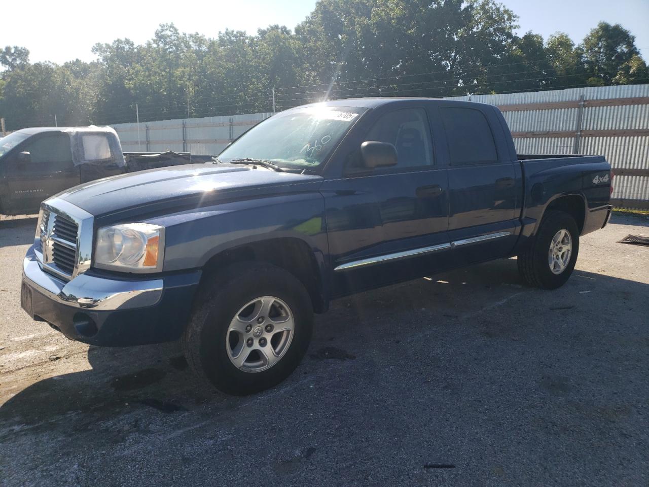 DODGE DAKOTA QUA 2006