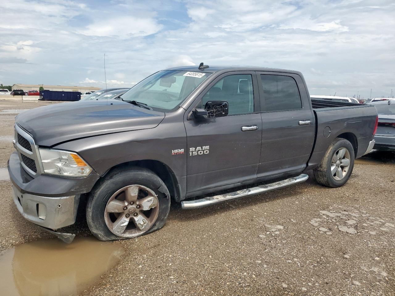 RAM 1500 SLT 2016