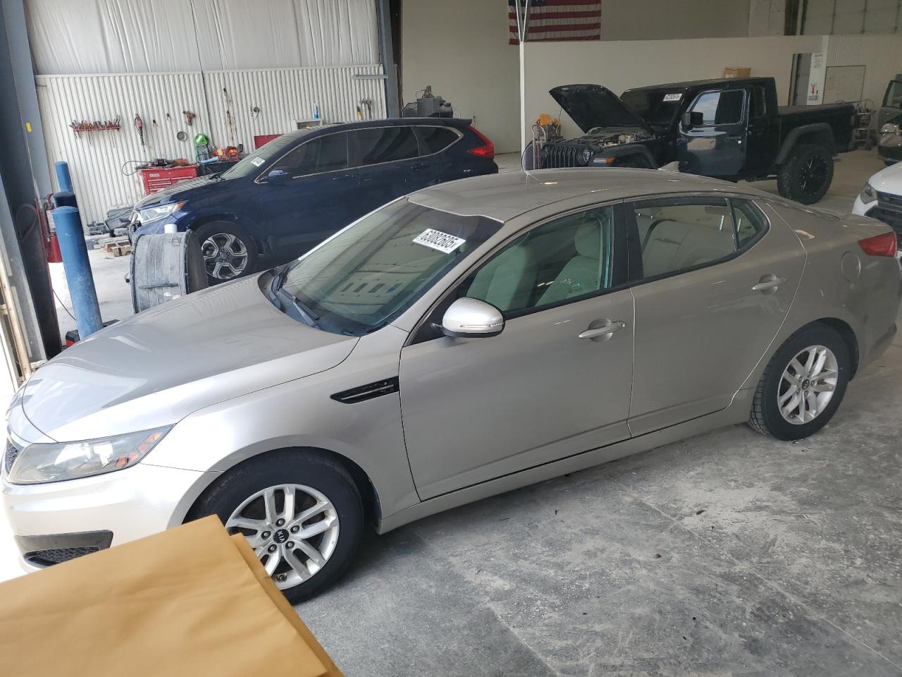 KIA OPTIMA LX 2011