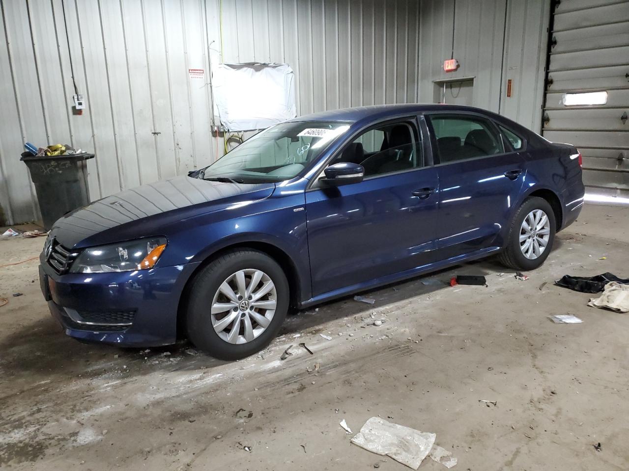 VOLKSWAGEN PASSAT S 2015