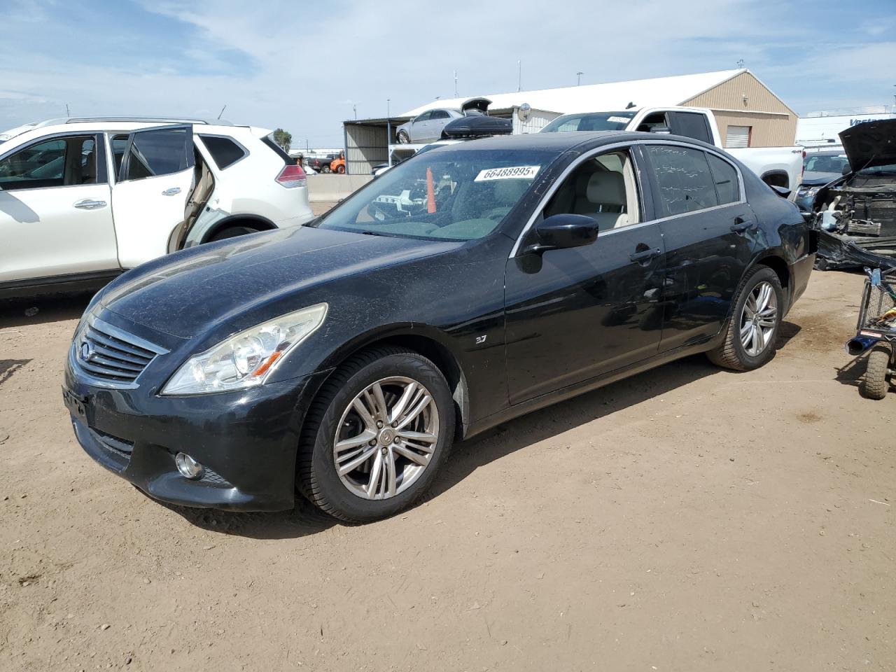 INFINITI Q40 2015