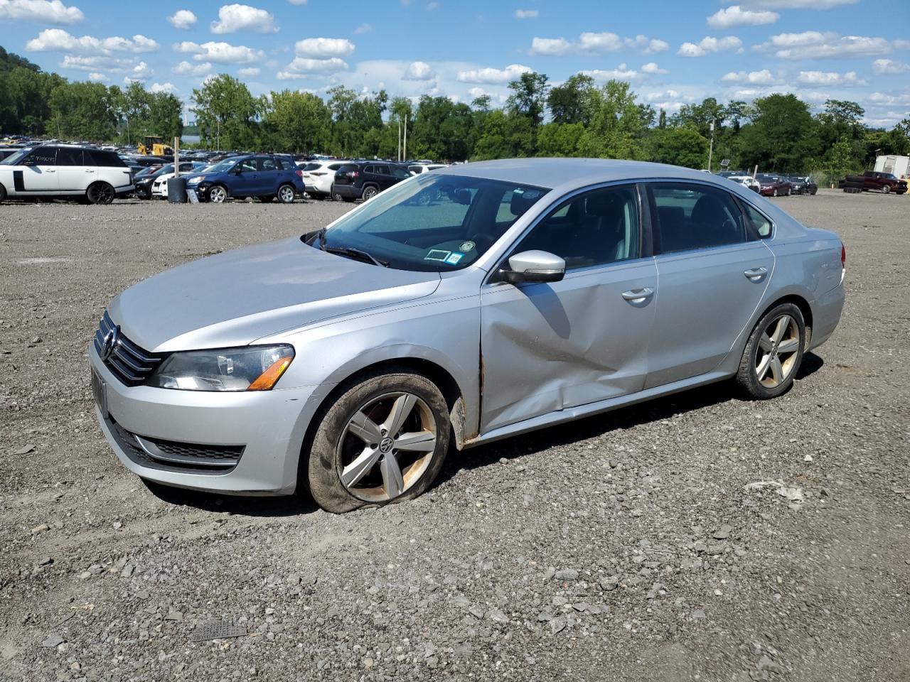 VOLKSWAGEN PASSAT SE 2013