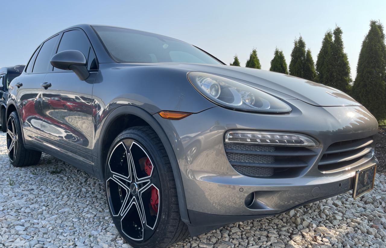 PORSCHE CAYENNE S 2011