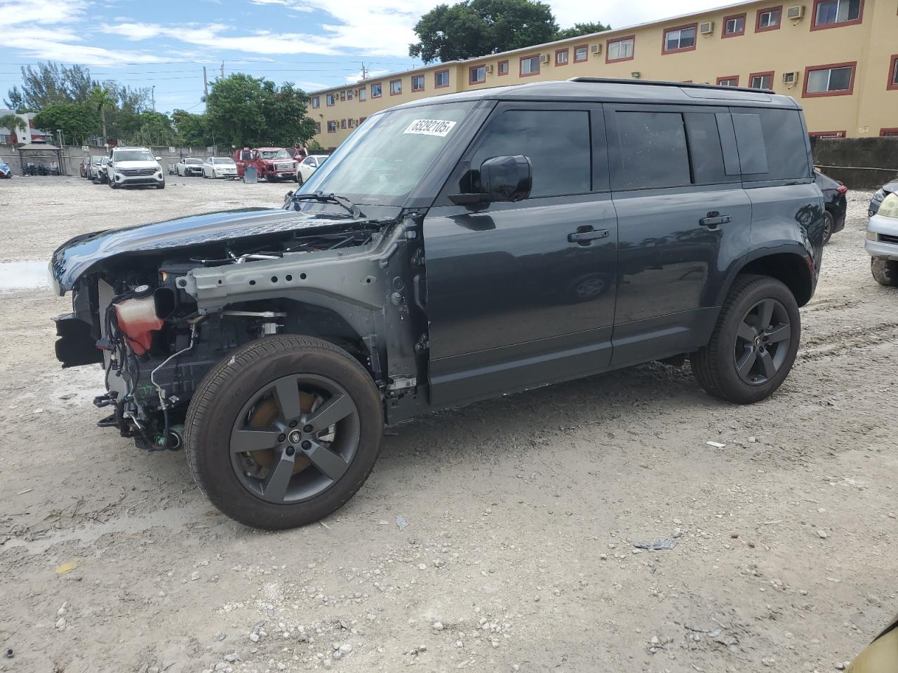LAND ROVER DEFENDER 1 2025