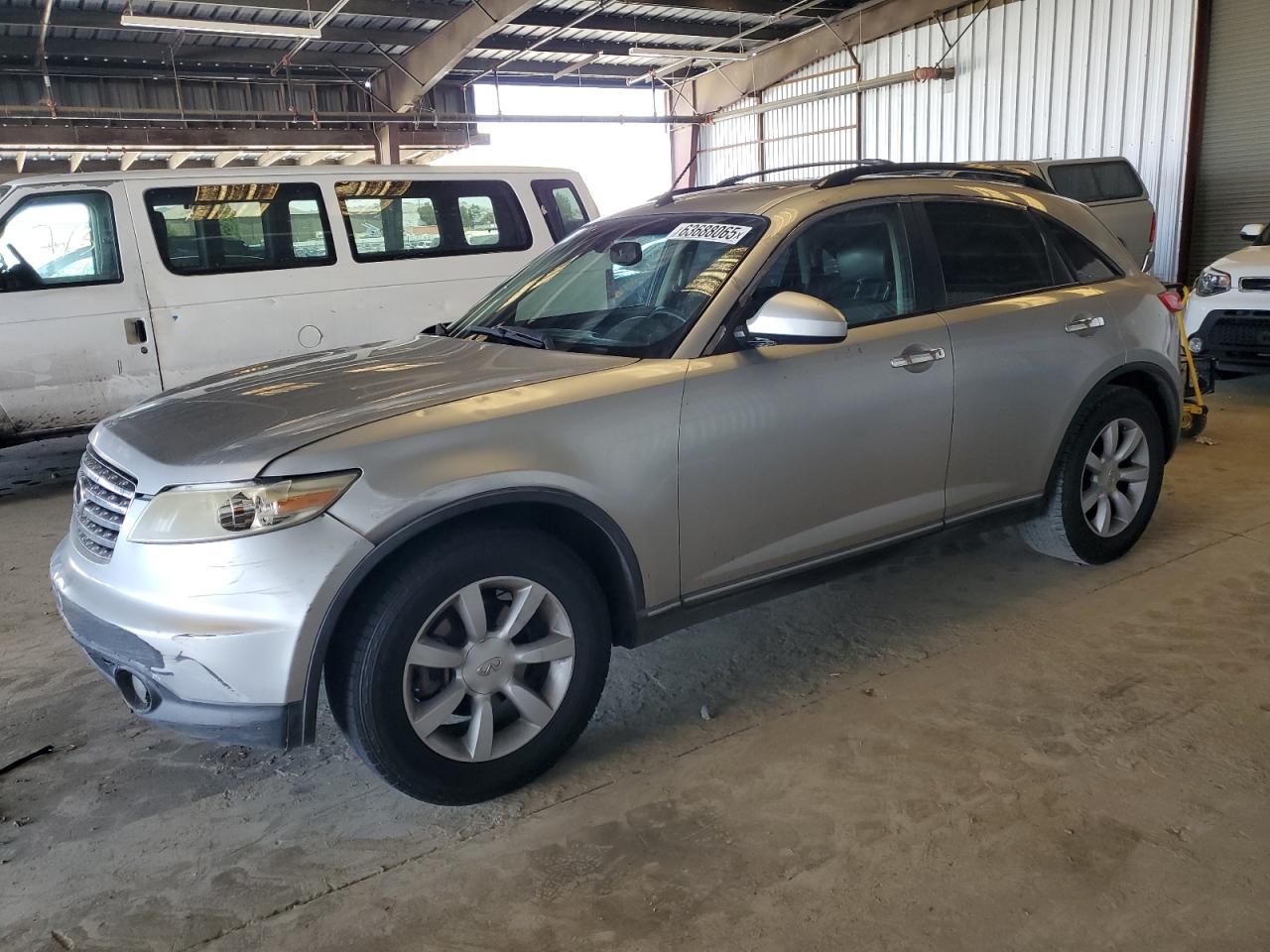 INFINITI FX35 2005