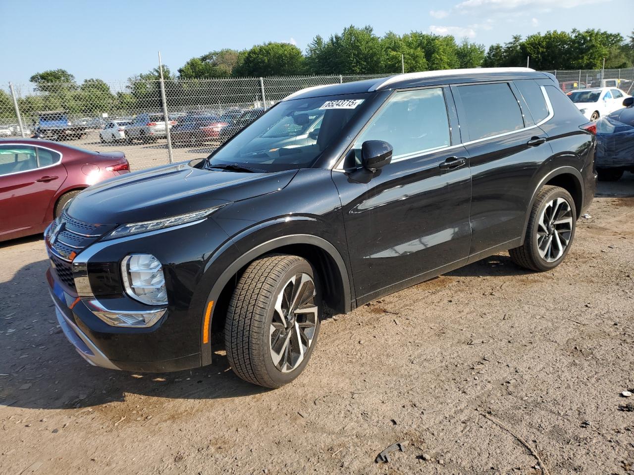 MITSUBISHI OUTLANDER 2024
