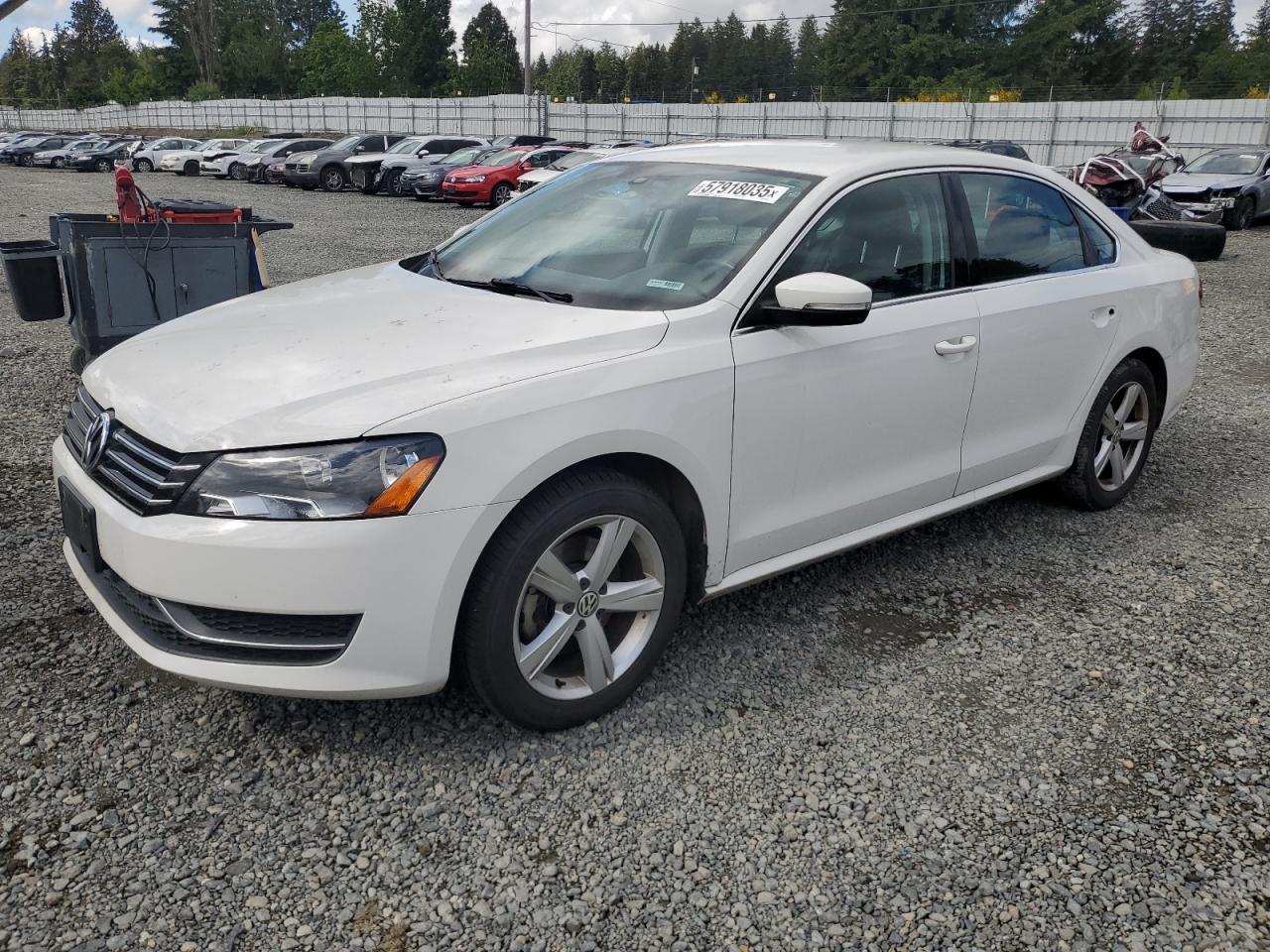 VOLKSWAGEN PASSAT SE 2014