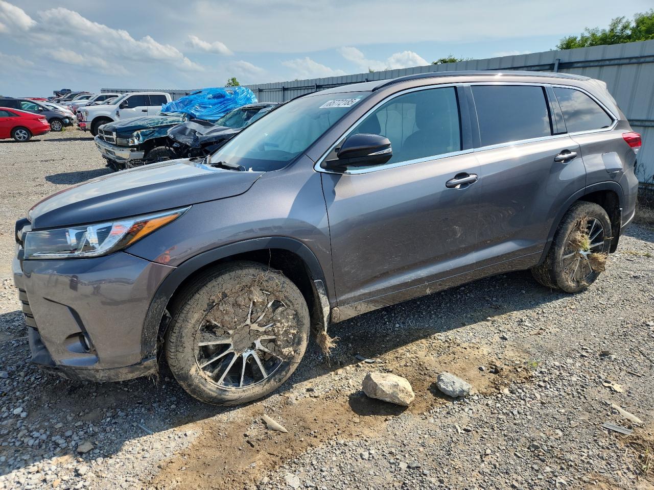 TOYOTA HIGHLANDER 2017