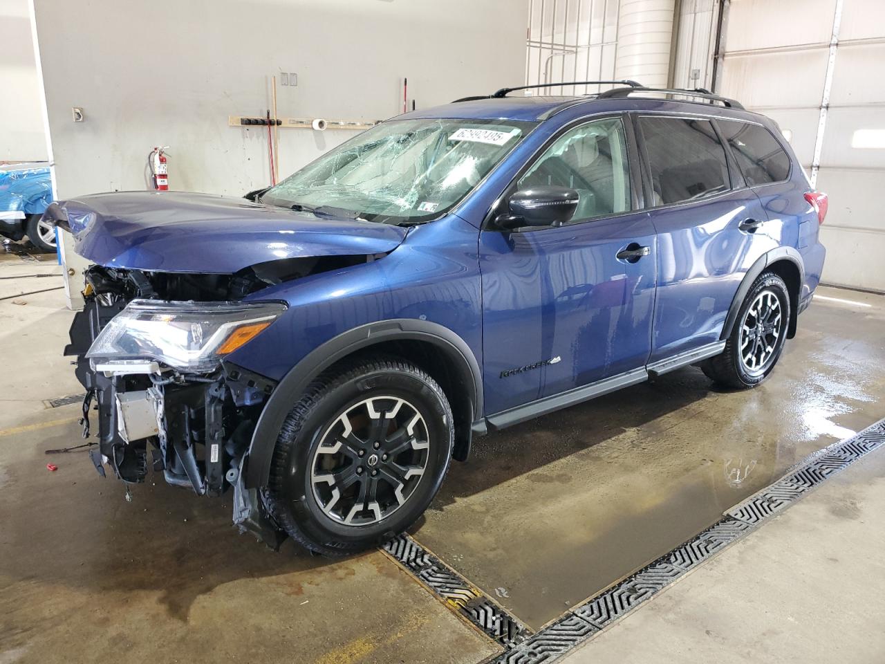 NISSAN PATHFINDER 2020