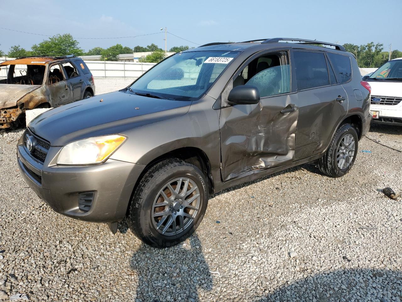 TOYOTA RAV4 2012