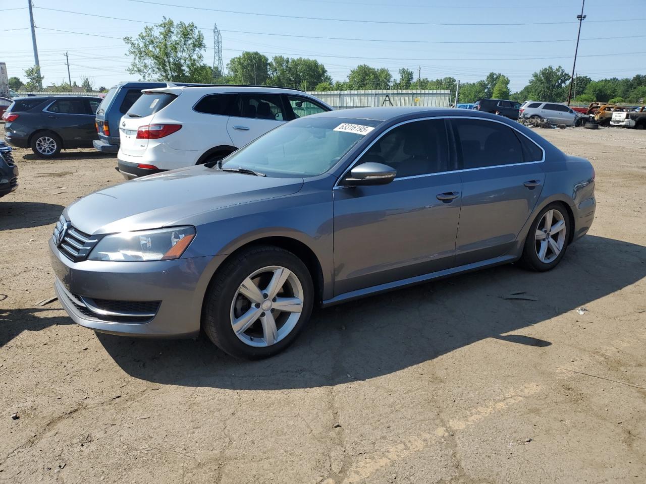 VOLKSWAGEN PASSAT SE 2012