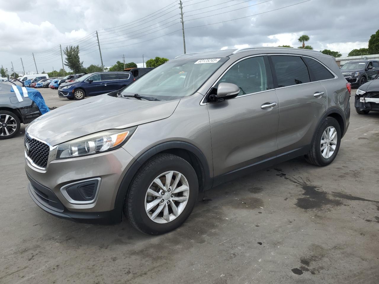 KIA SORENTO LX 2016