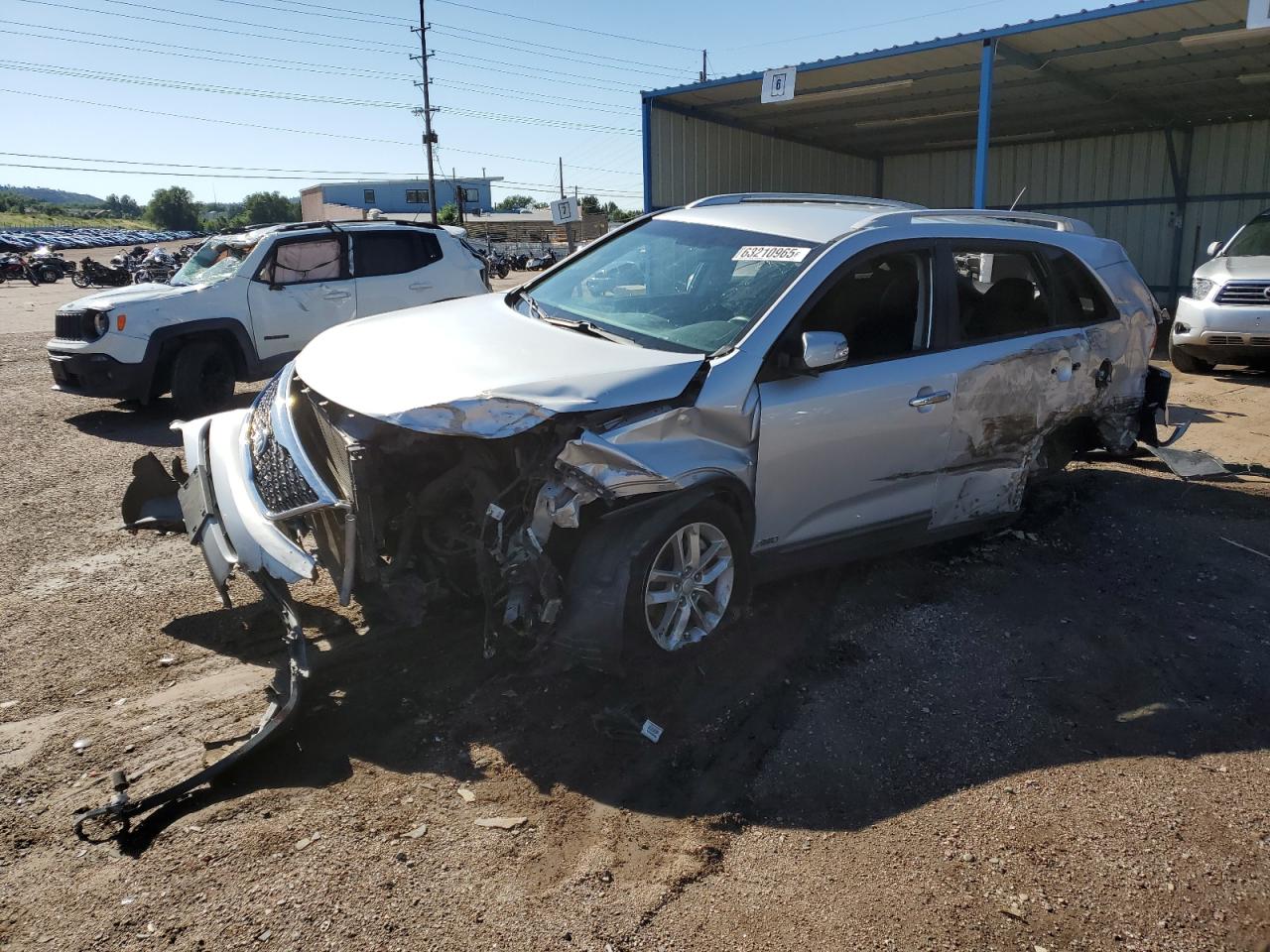 KIA SORENTO LX 2015