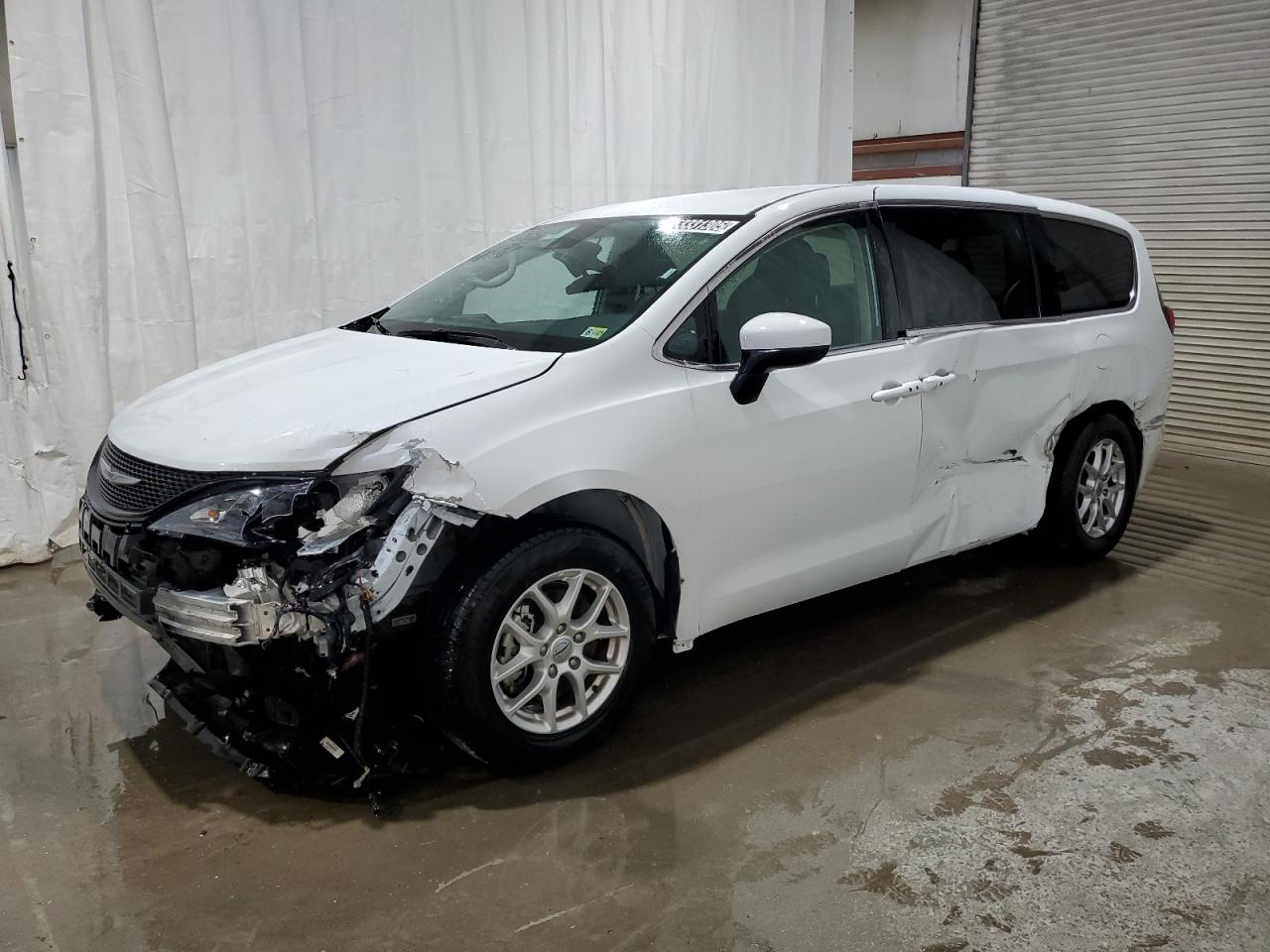 CHRYSLER VOYAGER LX 2023