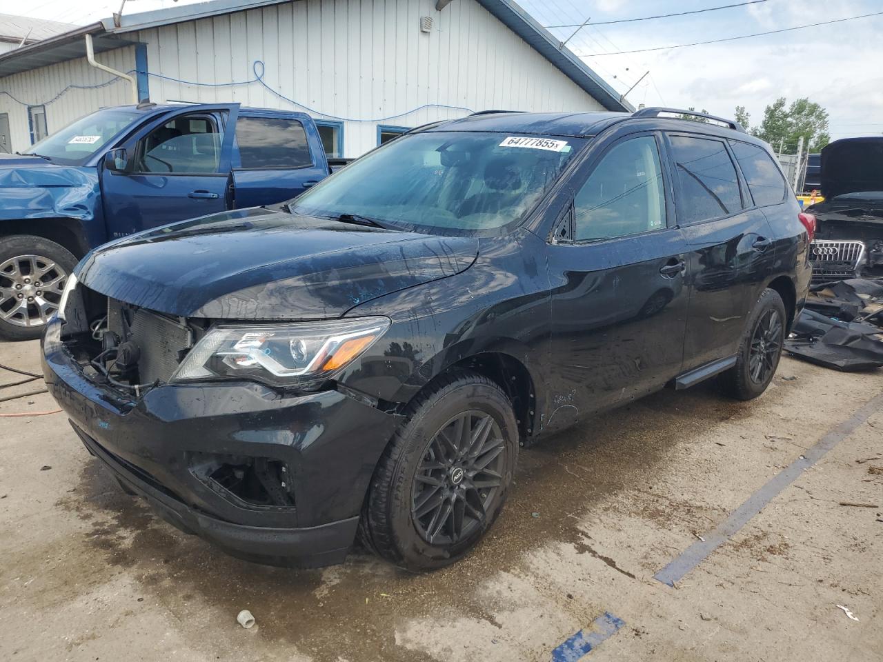 NISSAN PATHFINDER 2019