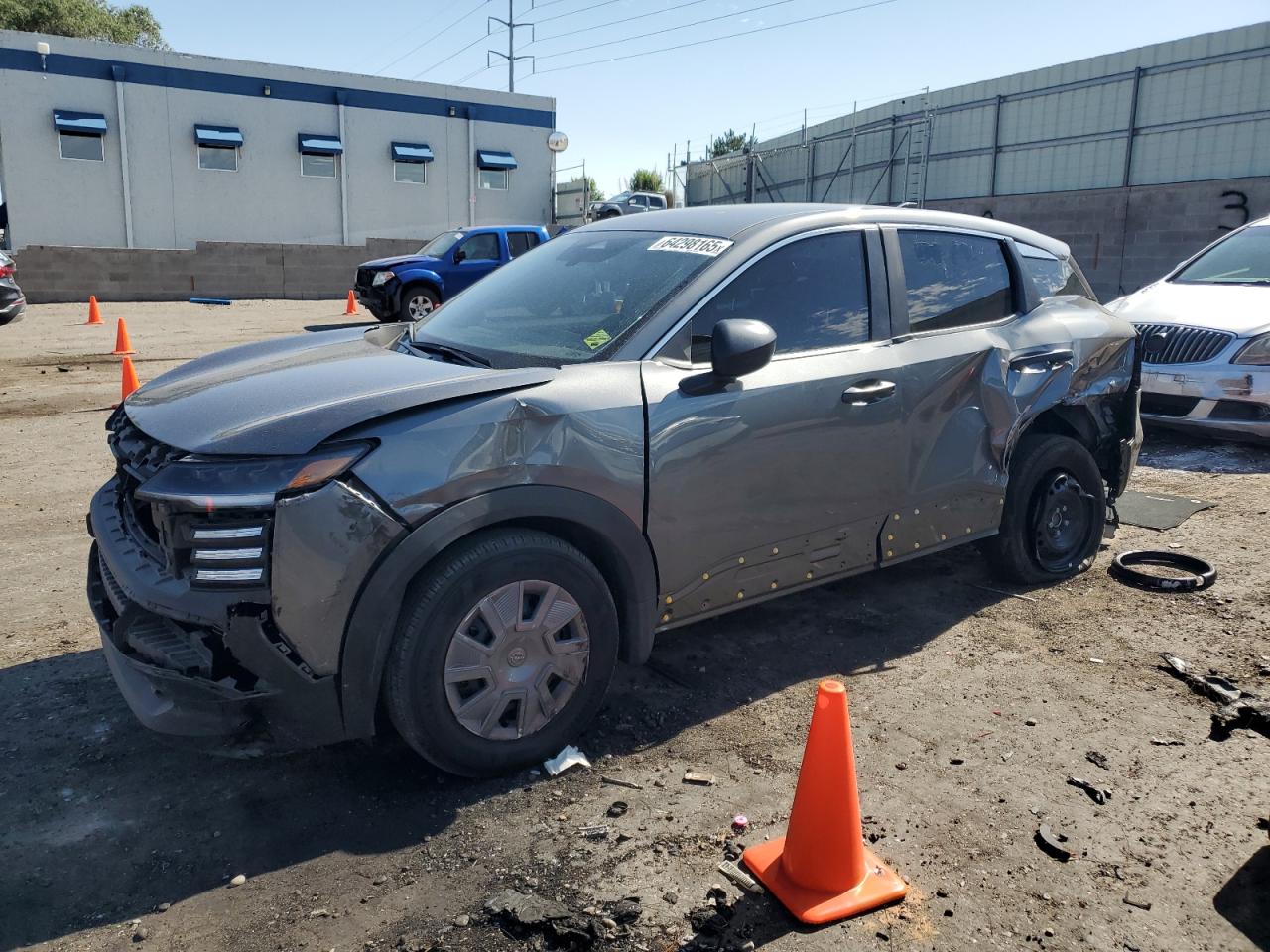 NISSAN KICKS S 2025