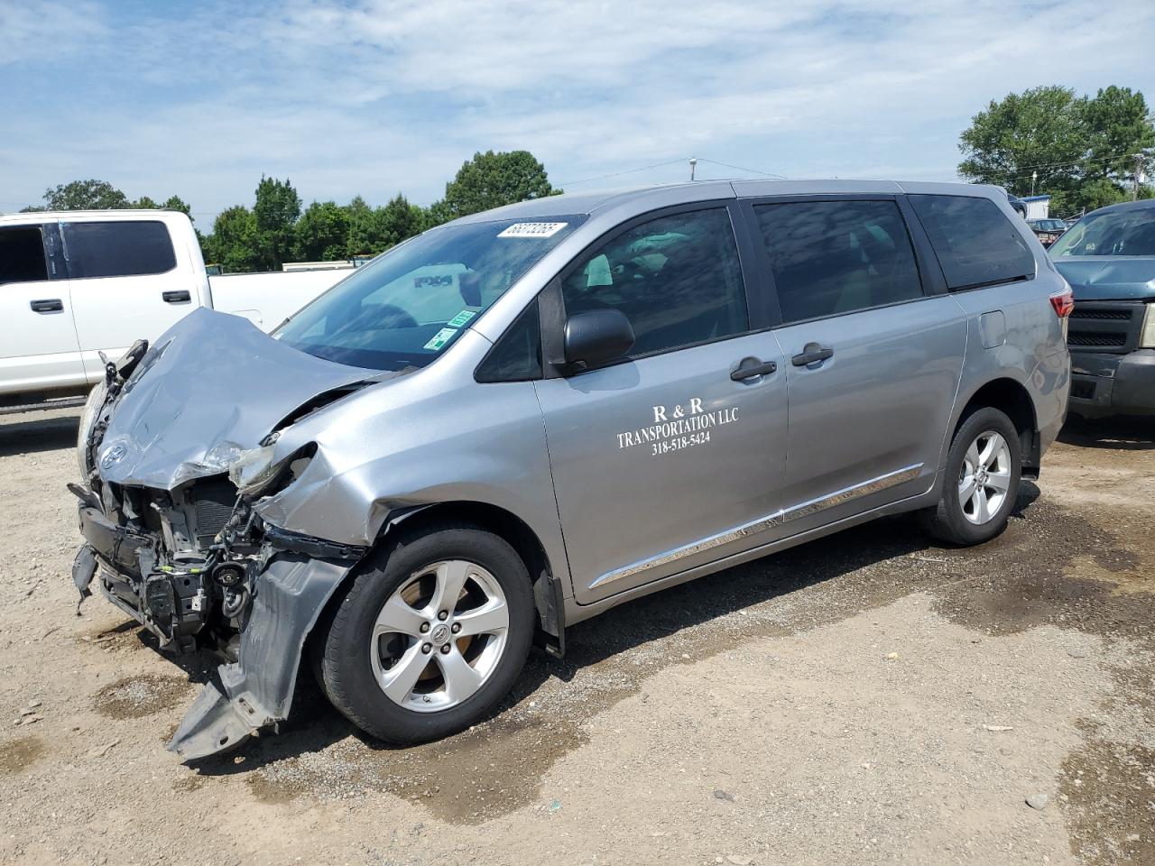 TOYOTA SIENNA 2017