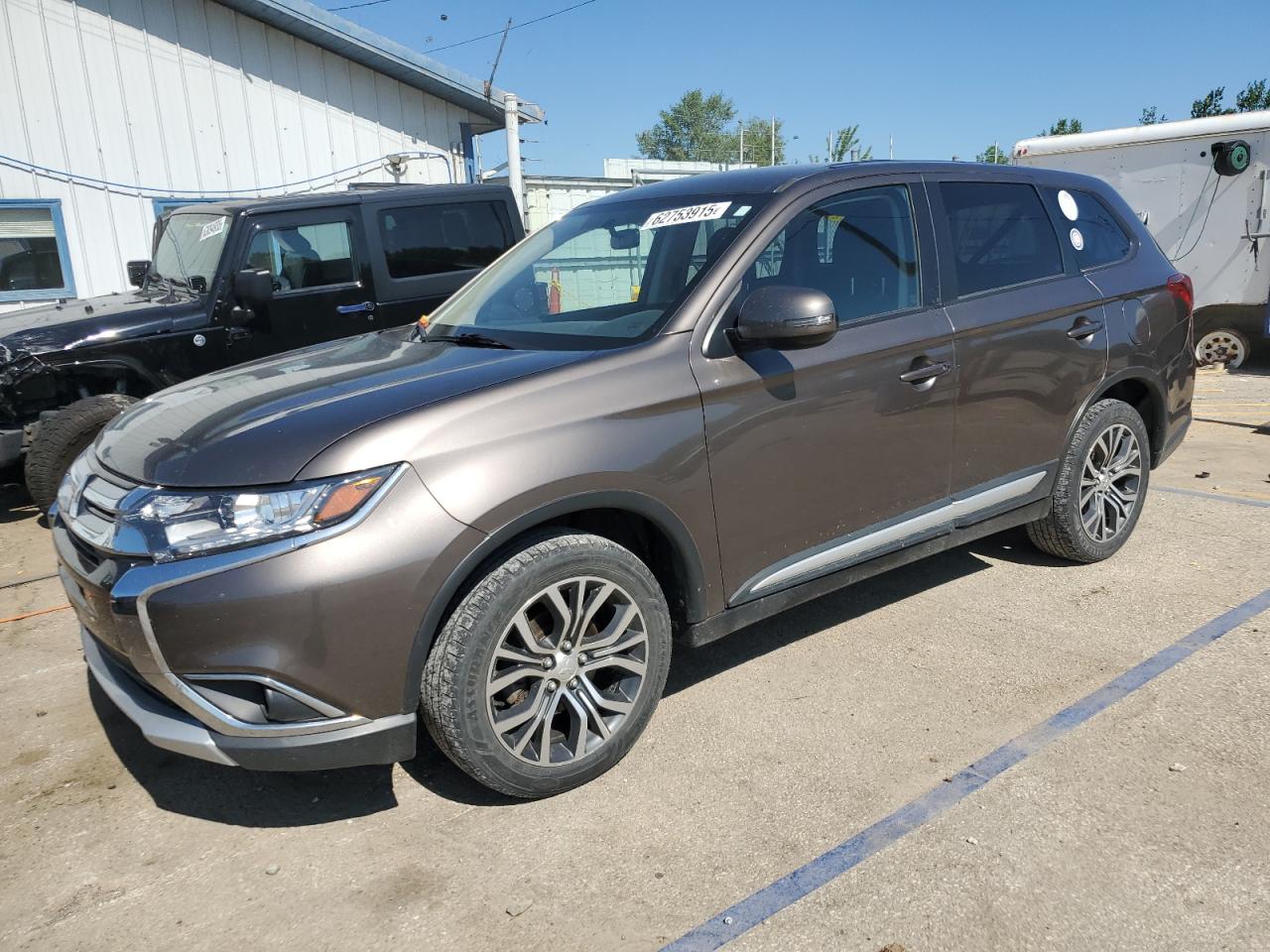 MITSUBISHI OUTLANDER 2018