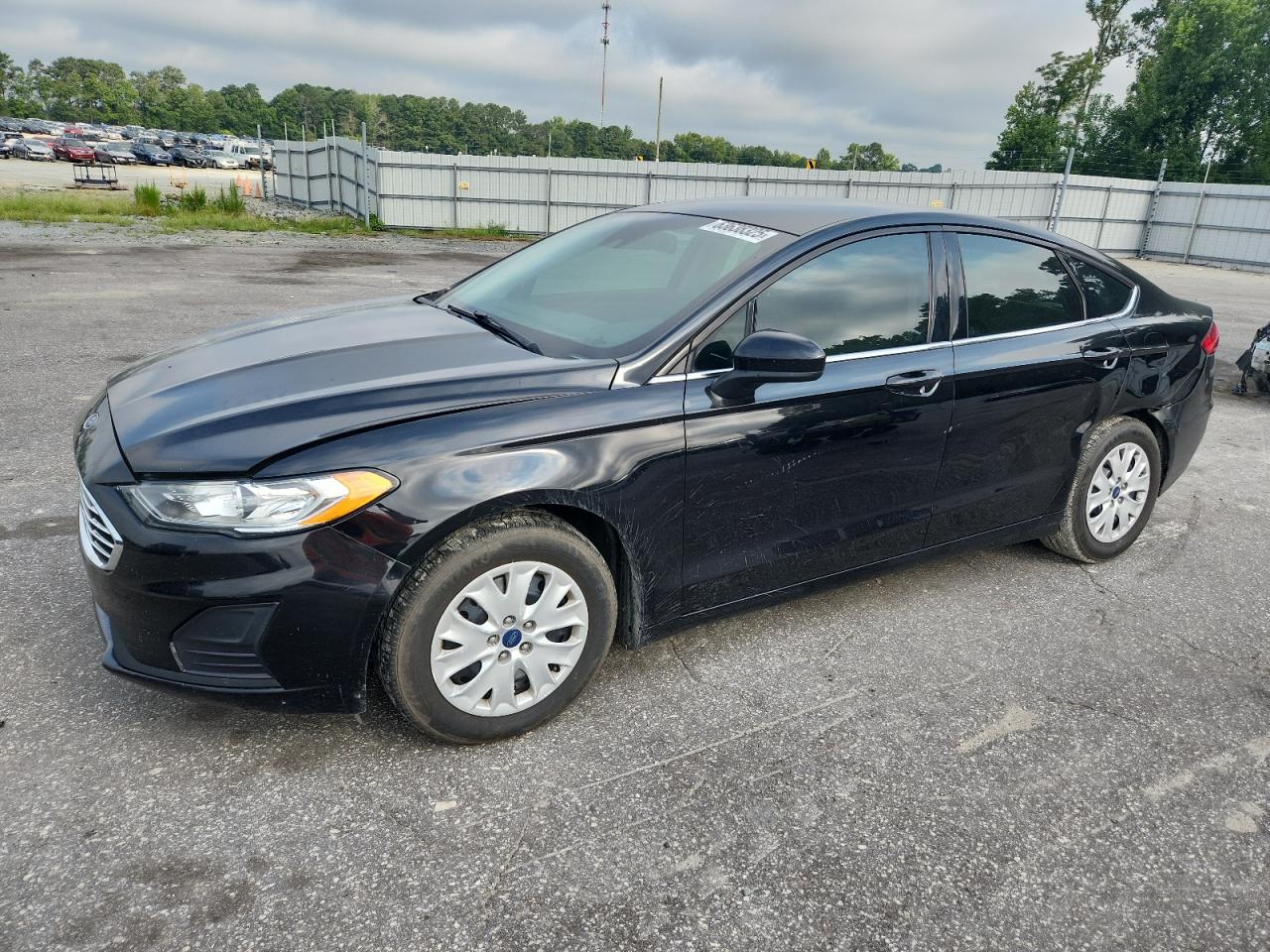 FORD FUSION S 2019