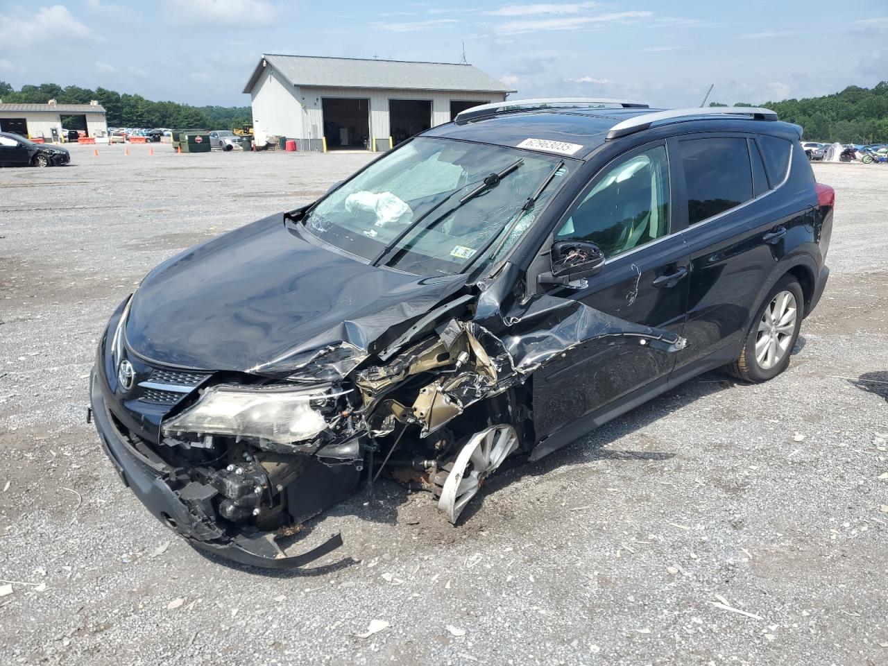 TOYOTA RAV4 LIMIT 2015