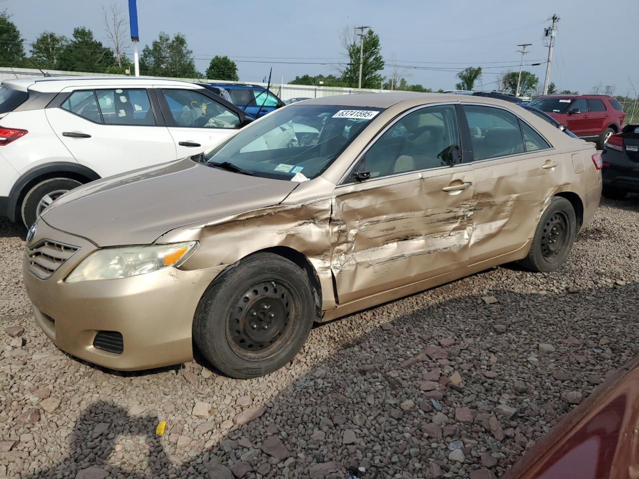 TOYOTA CAMRY BASE 2010