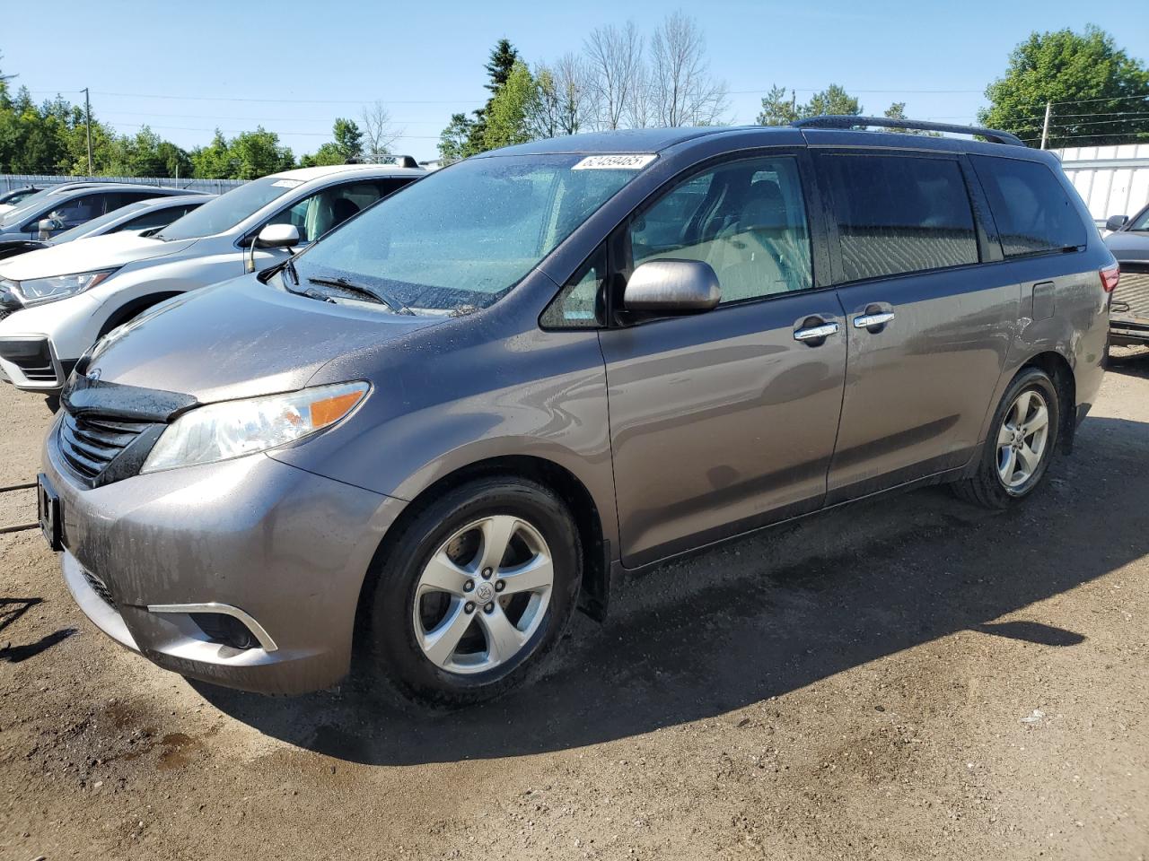 TOYOTA SIENNA 2016