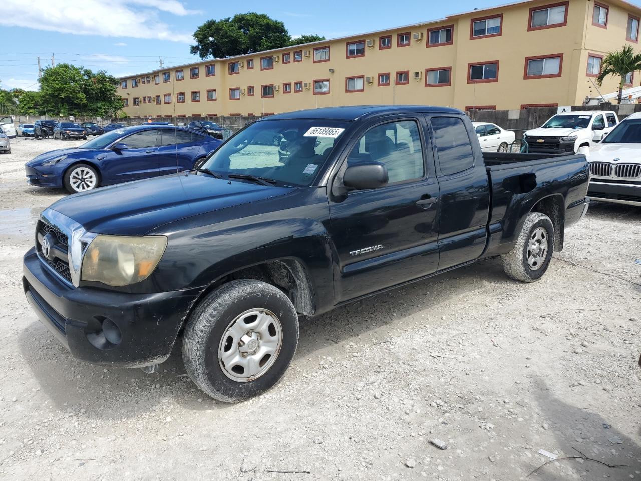 TOYOTA TACOMA ACC 2011