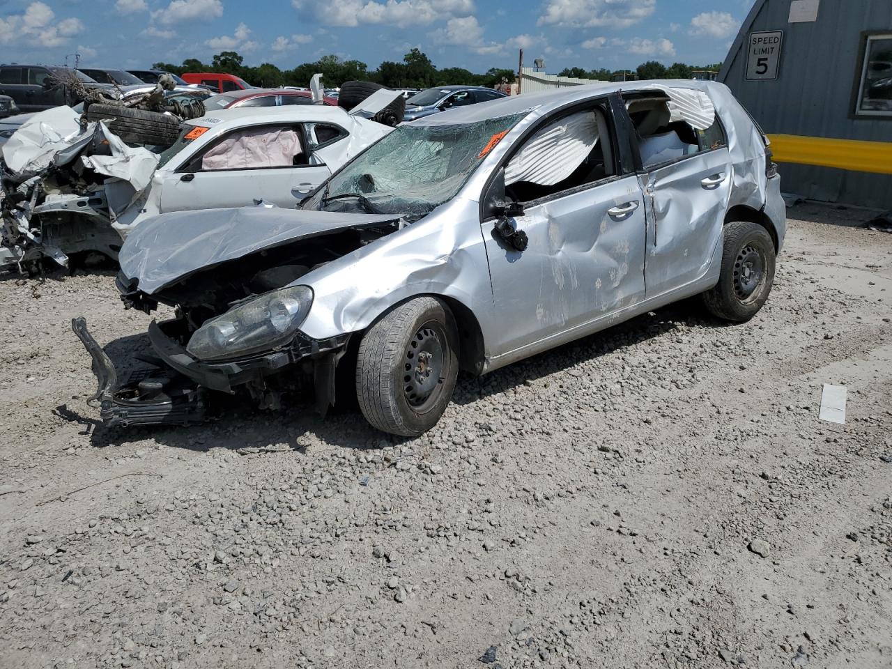 VOLKSWAGEN GOLF 2013